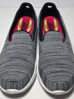 Skechers Goga Max Womens Gray Casual Slipon Shoes Size 7.5